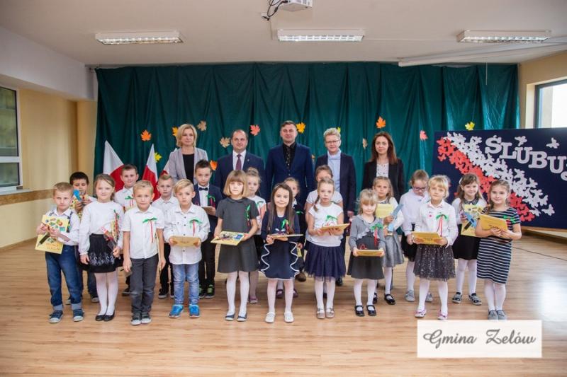 ślubowanie w SP 1 w Zelowie