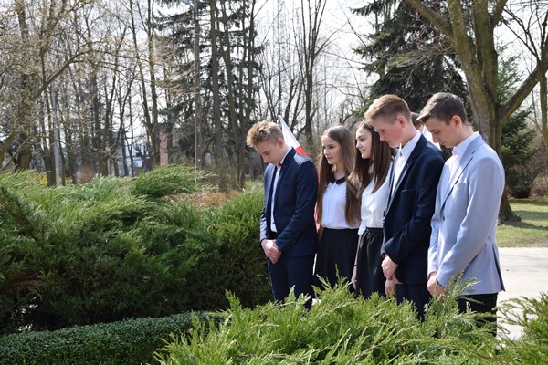 Obchody 10 kwietnia Obchody 10 kwietnia